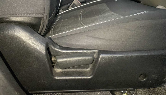 2022 Maruti Alto VXI PLUS, Petrol, Manual, 8,745 km, Driver Side Adjustment Panel