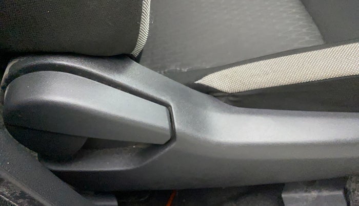 2021 Nissan MAGNITE XE, Petrol, Manual, 6,655 km, Driver Side Adjustment Panel