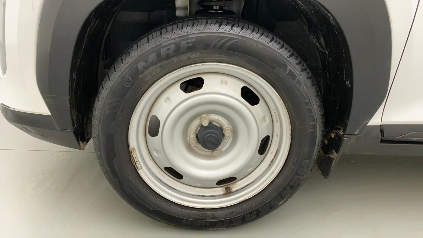 2021 Nissan MAGNITE XE, Petrol, Manual, 6,655 km, Left Front Wheel