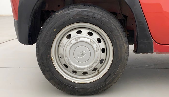 2017 Mahindra KUV 100 NXT K2 P 6 STR, Petrol, Manual, 92,064 km, Right Rear Wheel