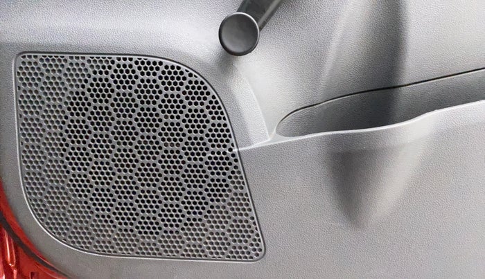 2017 Mahindra KUV 100 NXT K2 P 6 STR, Petrol, Manual, 92,064 km, Speaker