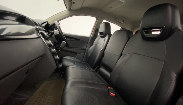 2017 Mahindra KUV 100 NXT K2 P 6 STR, Petrol, Manual, 92,064 km, Right Side Front Door Cabin