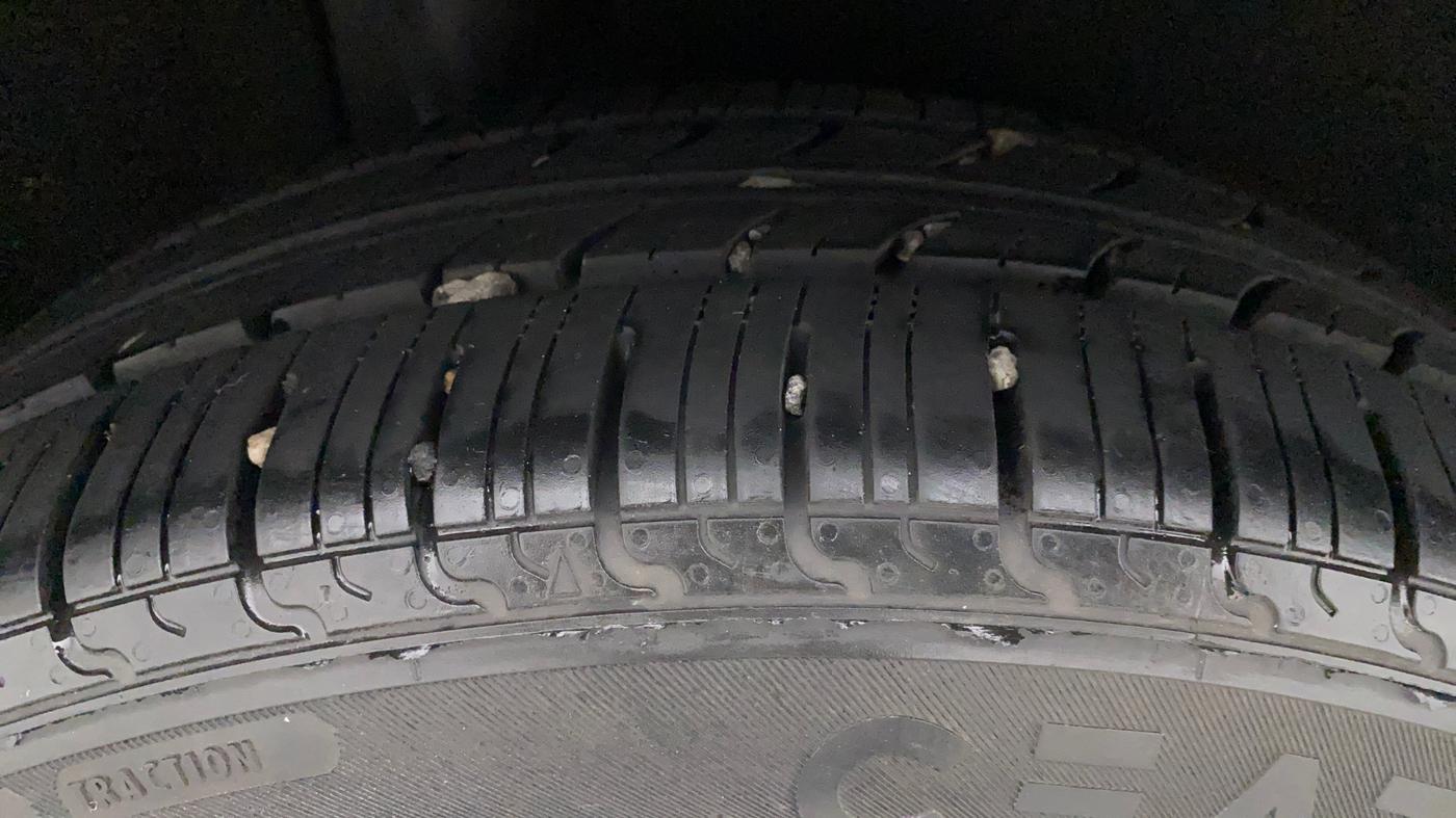 2016 Maruti Baleno DELTA PETROL 1.2, Petrol, Manual, 58,958 km, Right Rear Tyre Tread