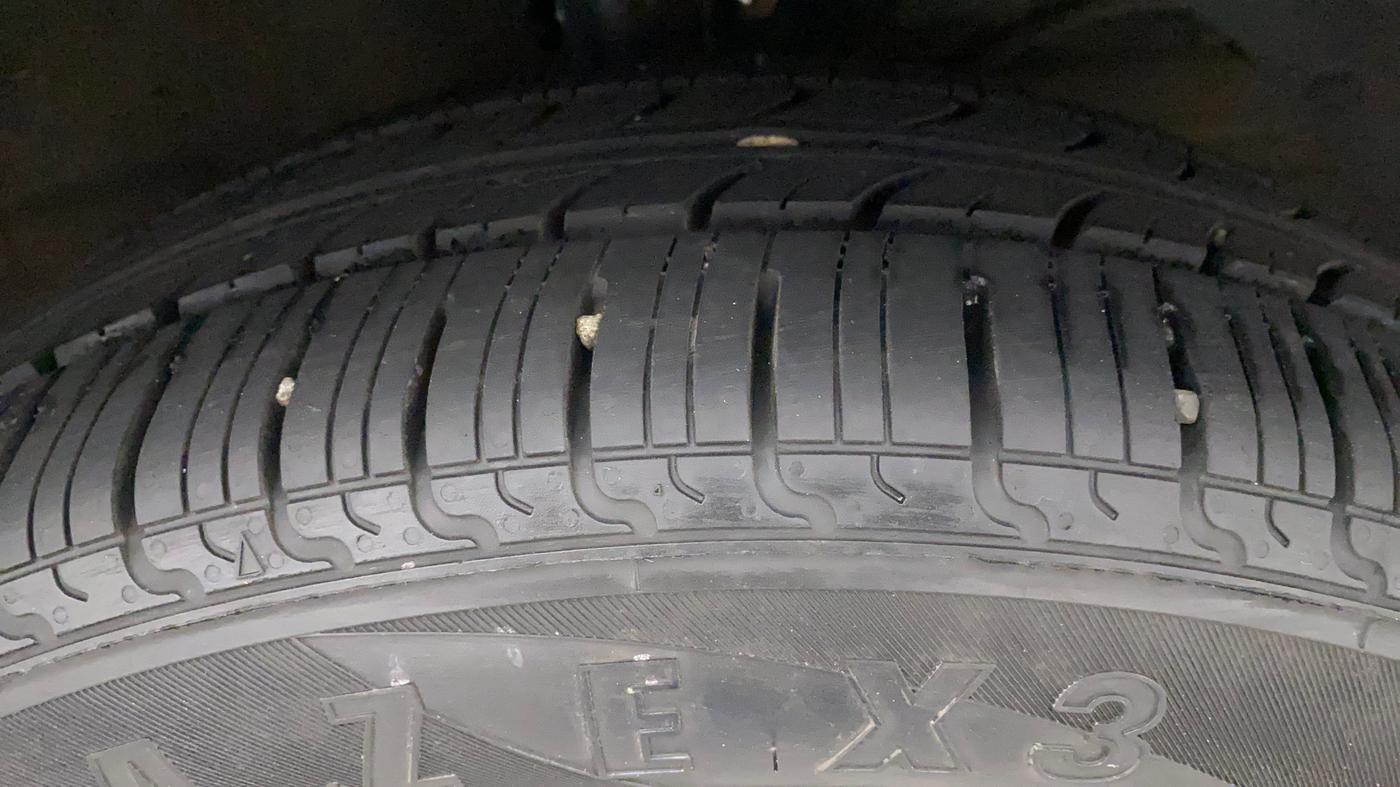 2016 Maruti Baleno DELTA PETROL 1.2, Petrol, Manual, 58,958 km, Right Front Tyre Tread