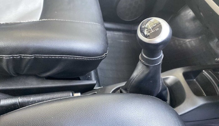2014 Maruti Wagon R 1.0 VXI, Petrol, Manual, 94,461 km, Gear Lever