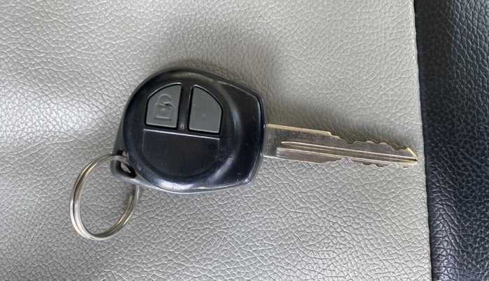 2014 Maruti Wagon R 1.0 VXI, Petrol, Manual, 94,461 km, Key Close Up