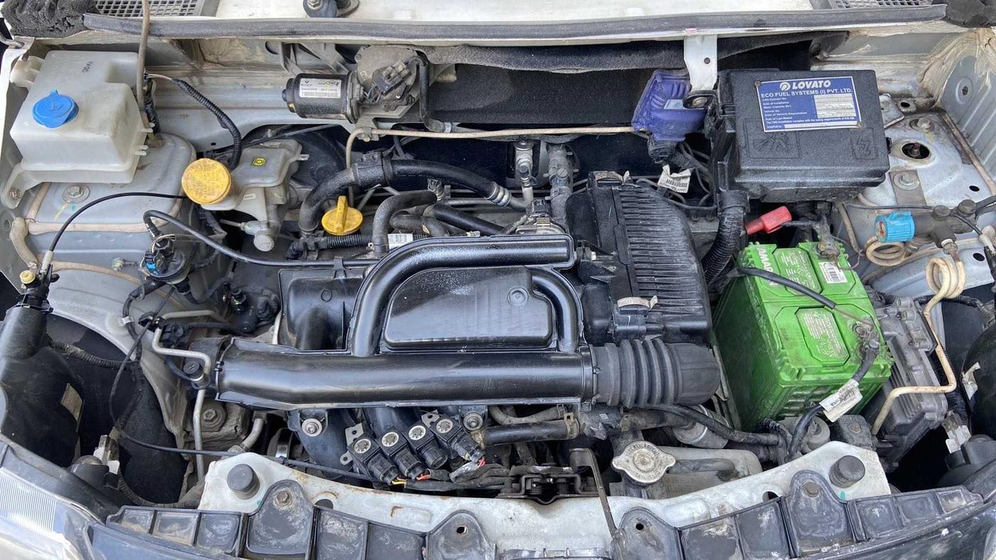 2019 Renault Kwid RXT 1.0 AMT (O), CNG, Automatic, 45,613 km, Open Bonet