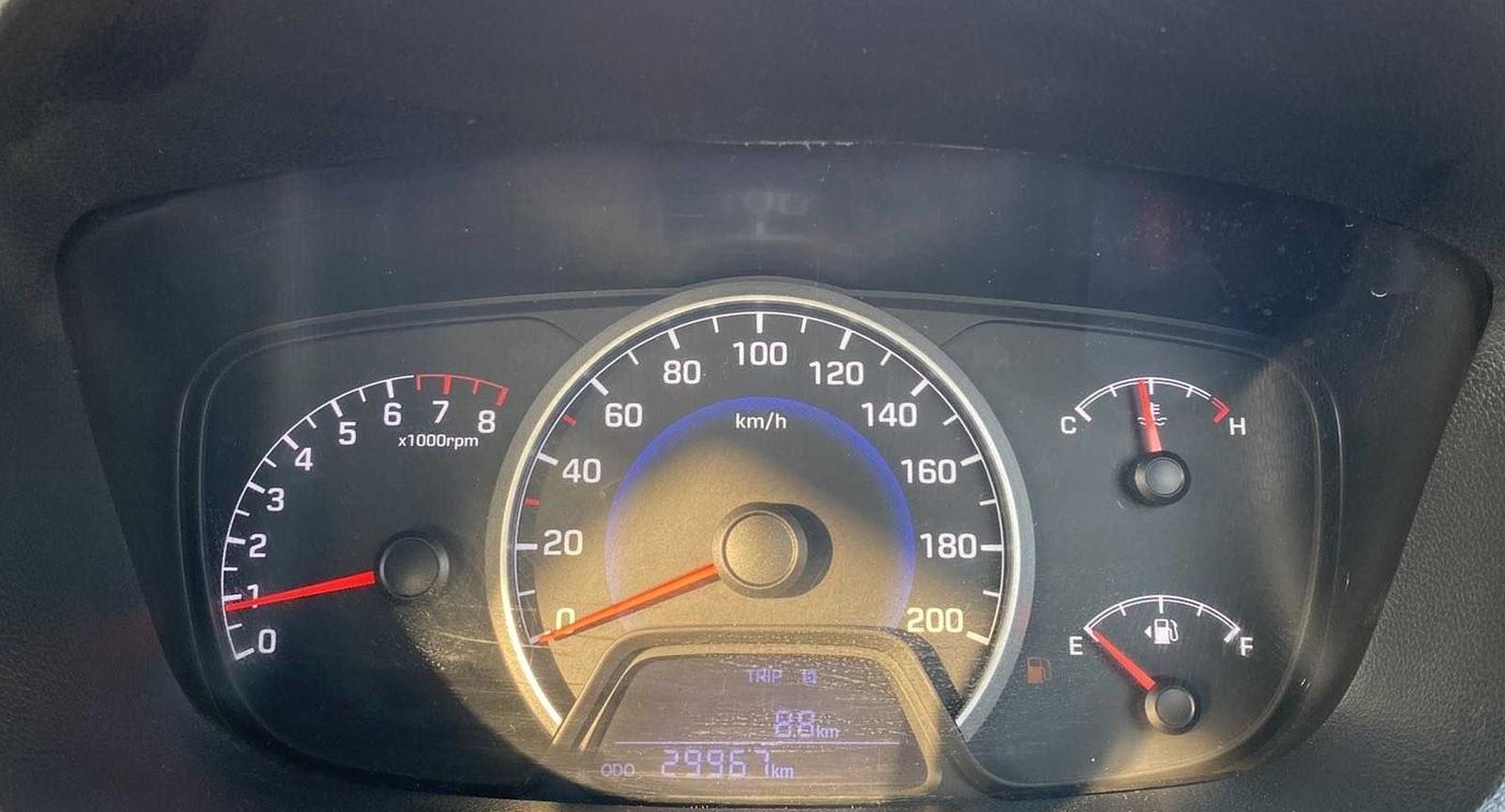 2016 Hyundai Grand i10 ASTA (O) 1.2 KAPPA VTVT, Petrol, Manual, 29,960 km, Odometer Image