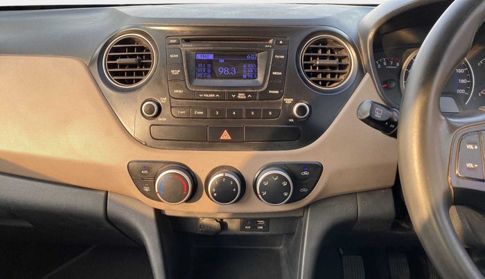2016 Hyundai Grand i10 ASTA (O) 1.2 KAPPA VTVT, Petrol, Manual, 29,960 km, Air Conditioner