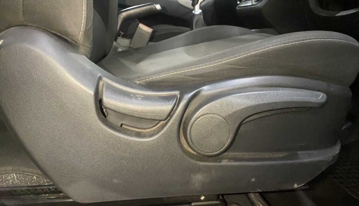 2018 Hyundai Creta S 1.4 DIESEL, Diesel, Manual, 59,106 km, Driver Side Adjustment Panel