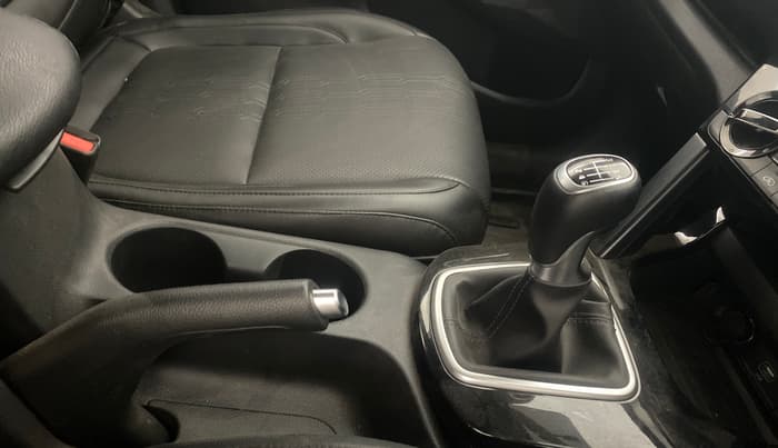 2022 KIA SELTOS HTK PLUS 1.5, Petrol, Manual, 39,446 km, Gear Lever