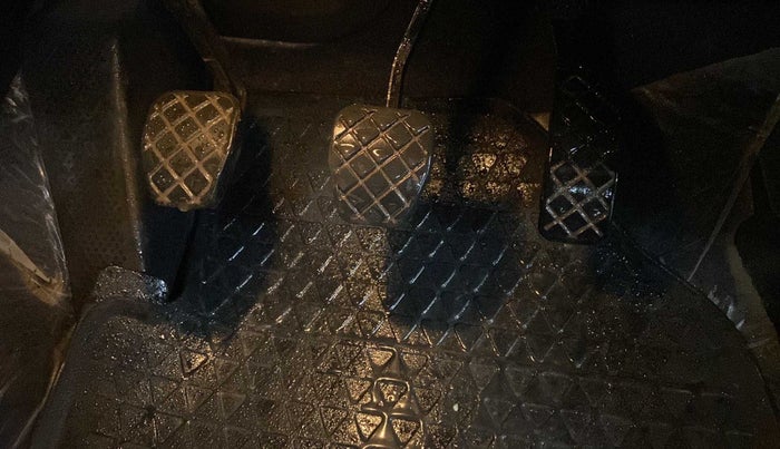 2019 Volkswagen Polo HIGHLINE PLUS 1.0L TSI, Petrol, Manual, 16,064 km, Pedals