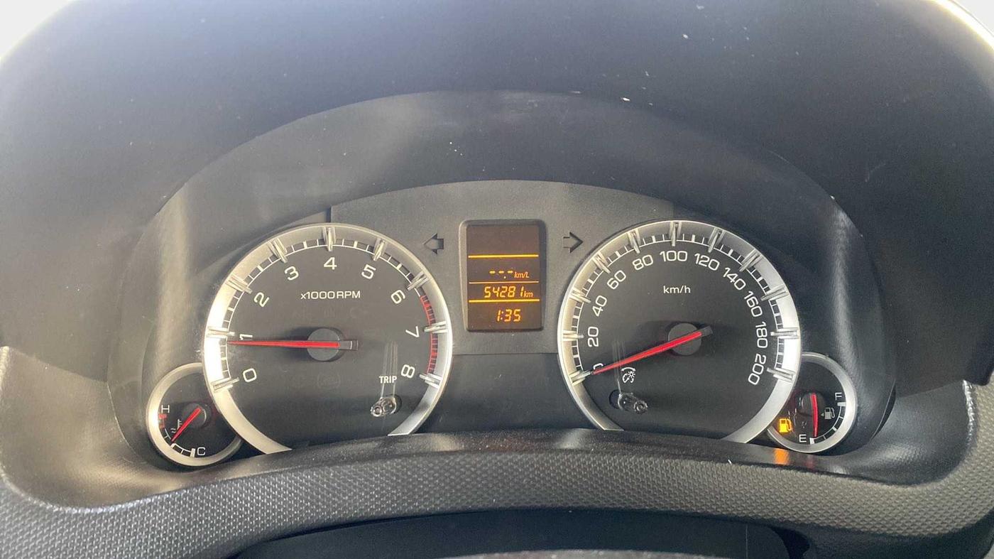 2015 Maruti Swift VXI, Petrol, Manual, 54,267 km, Odometer Image