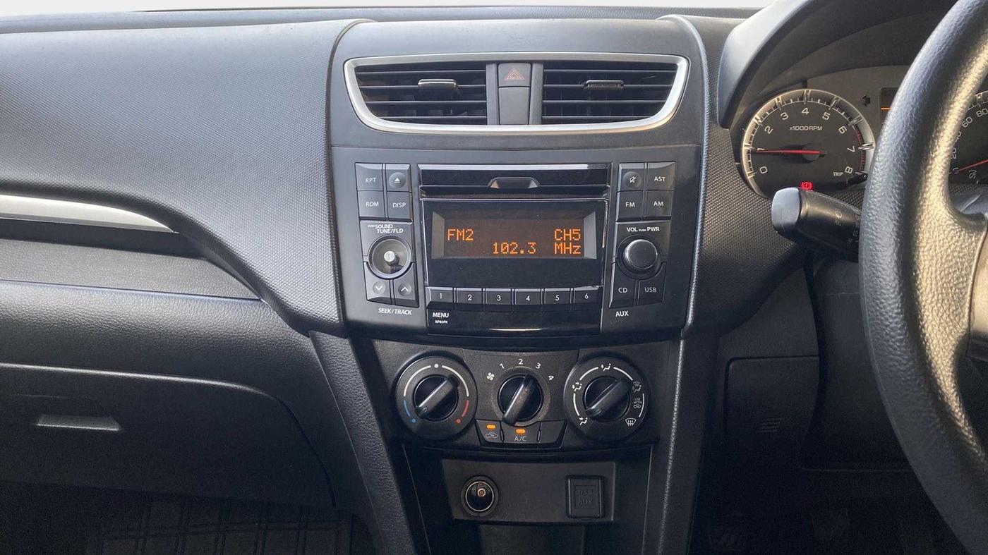 2015 Maruti Swift VXI, Petrol, Manual, 54,267 km, Air Conditioner