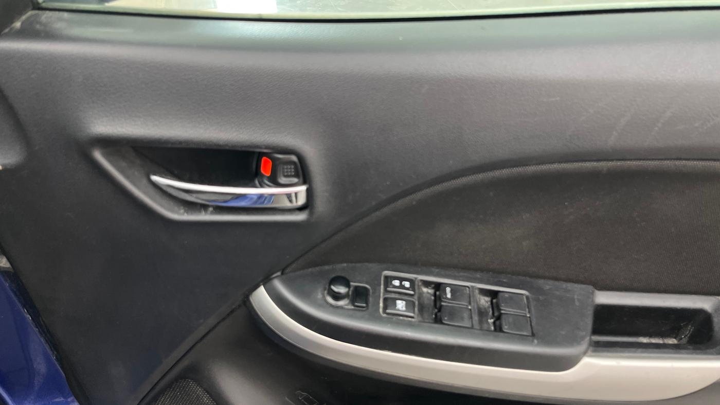 2017 Maruti Baleno ZETA PETROL 1.2, Petrol, Manual, 72,902 km, Driver Side Door Panels Control