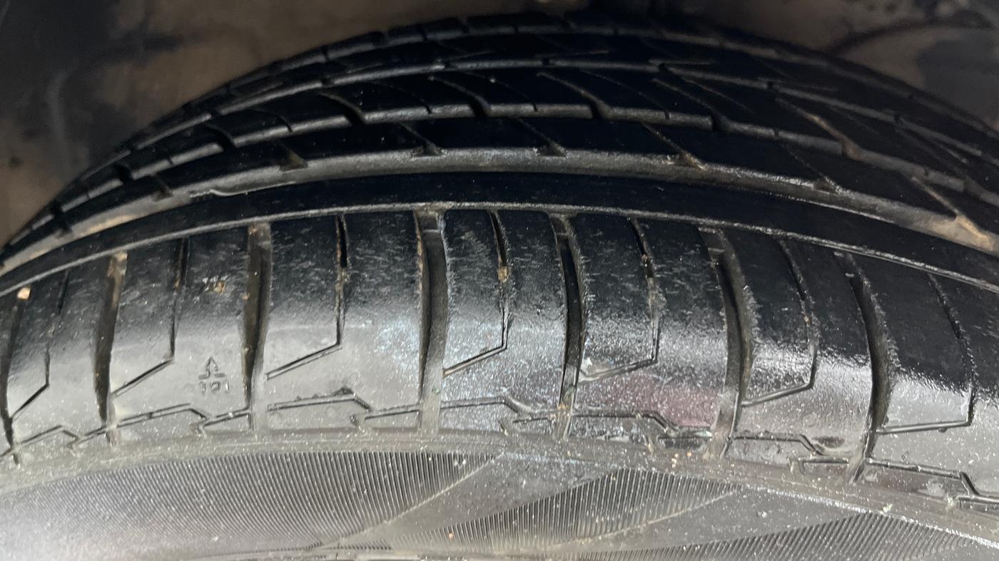 2017 Maruti Baleno ZETA PETROL 1.2, Petrol, Manual, 72,902 km, Right Front Tyre Tread