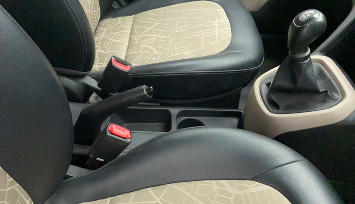 2019 Hyundai Grand i10 MAGNA 1.2 KAPPA VTVT, Petrol, Manual, 40,345 km, Gear Lever