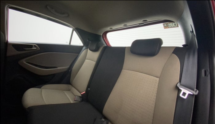 2015 Hyundai Elite i20 ASTA 1.2, Petrol, Manual, 65,957 km, Right Side Rear Door Cabin