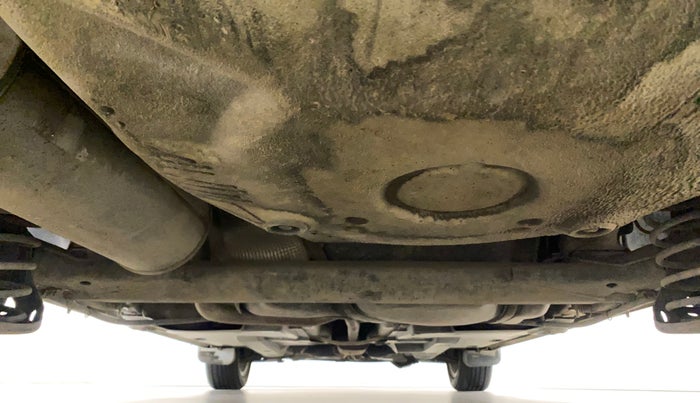 2013 Volkswagen Vento HIGHLINE 1.6 MPI, Petrol, Manual, 71,330 km, Rear Underbody