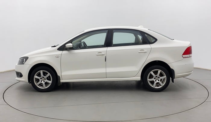 2013 Volkswagen Vento HIGHLINE 1.6 MPI, Petrol, Manual, 71,330 km, Left Side