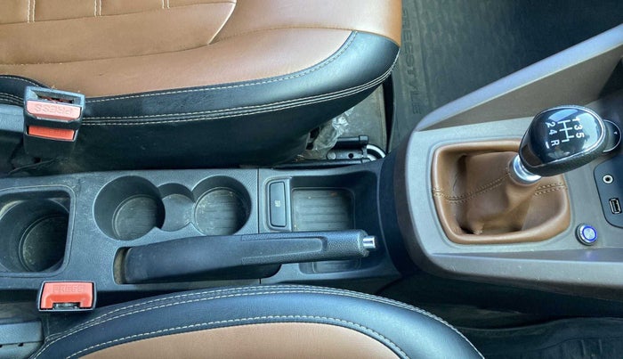 2018 Ford FREESTYLE TITANIUM 1.5 DIESEL, Diesel, Manual, 85,159 km, Gear Lever