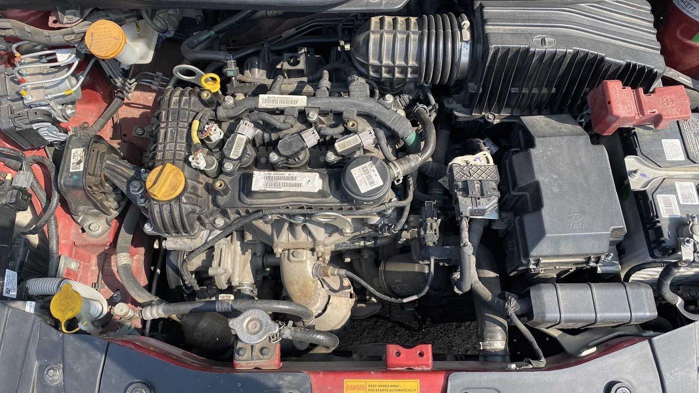 2022 Tata ALTROZ XZA PLUS, Petrol, Automatic, 31,916 km, Open Bonet