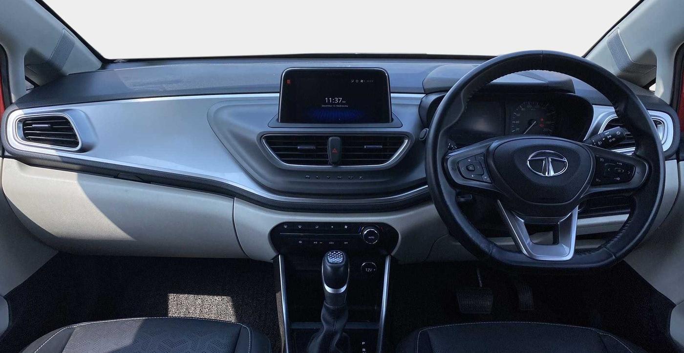 2022 Tata ALTROZ XZA PLUS, Petrol, Automatic, 31,916 km, Dashboard