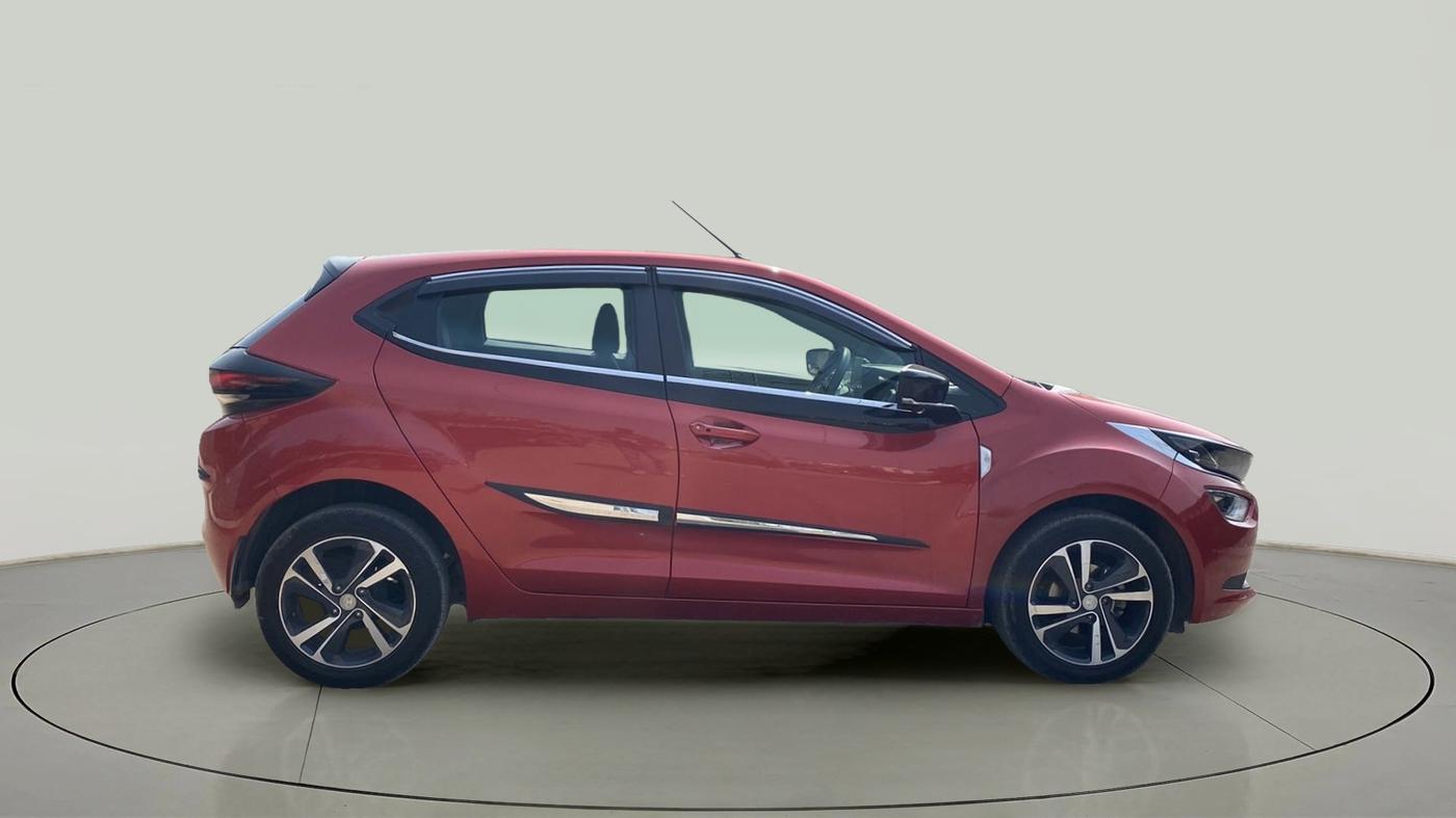2022 Tata ALTROZ XZA PLUS, Petrol, Automatic, 31,916 km, Right Side View