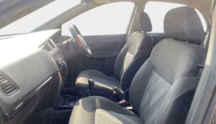 2015 Tata Bolt XE REVOTRON, Petrol, Manual, 27,480 km, Right Side Front Door Cabin