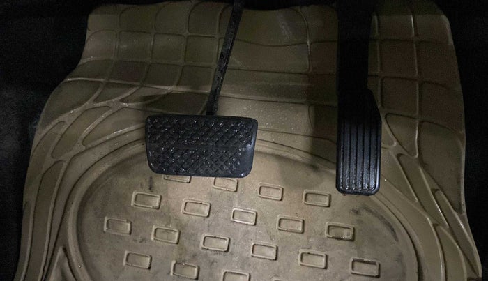 2017 Honda Jazz 1.2L I-VTEC V AT, Petrol, Automatic, 42,741 km, Pedals