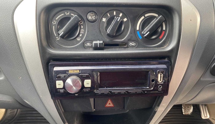2013 Maruti Alto 800 LXI, Petrol, Manual, 64,743 km, Infotainment system - Front speakers missing / not working
