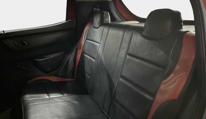 2017 Renault Kwid RXT 0.8, CNG, Manual, 86,369 km, Right Side Rear Door Cabin