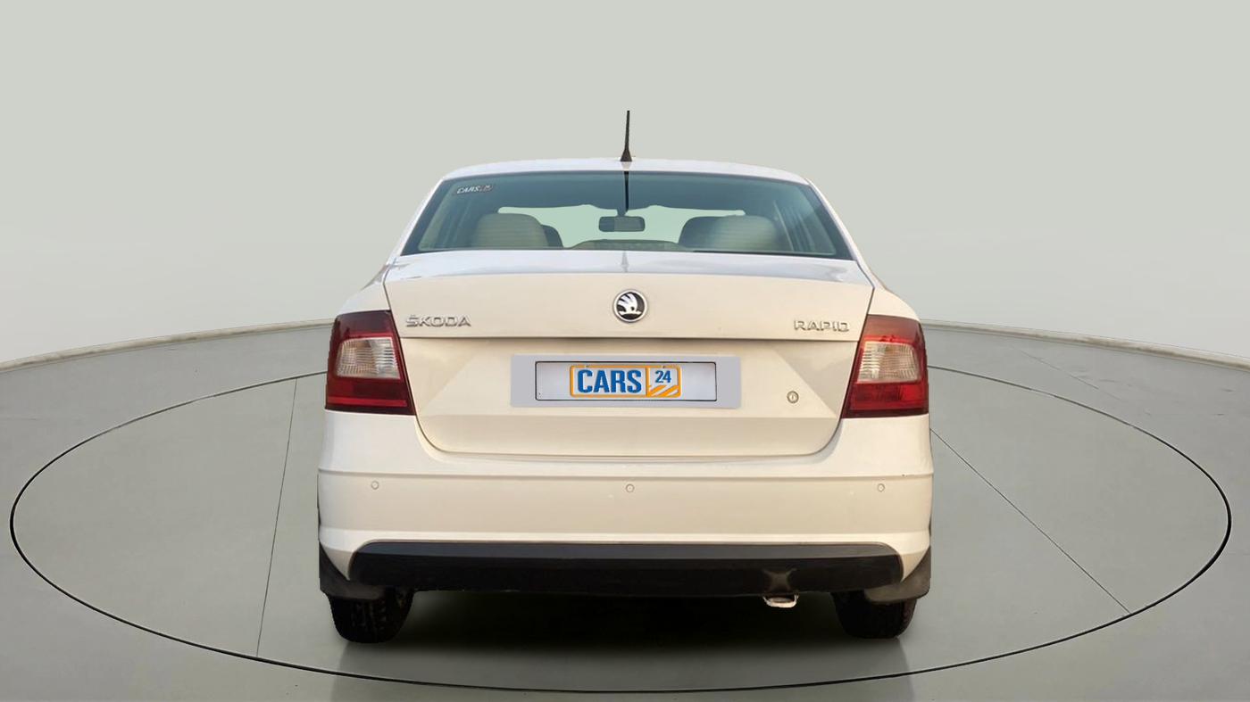 2017 Skoda Rapid AMBITION 1.5 TDI, Diesel, Manual, 80,003 km, Back/Rear