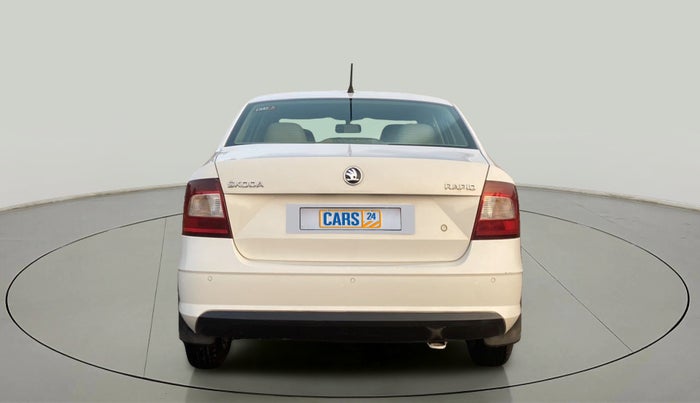 2017 Skoda Rapid AMBITION 1.5 TDI, Diesel, Manual, 80,003 km, Back/Rear