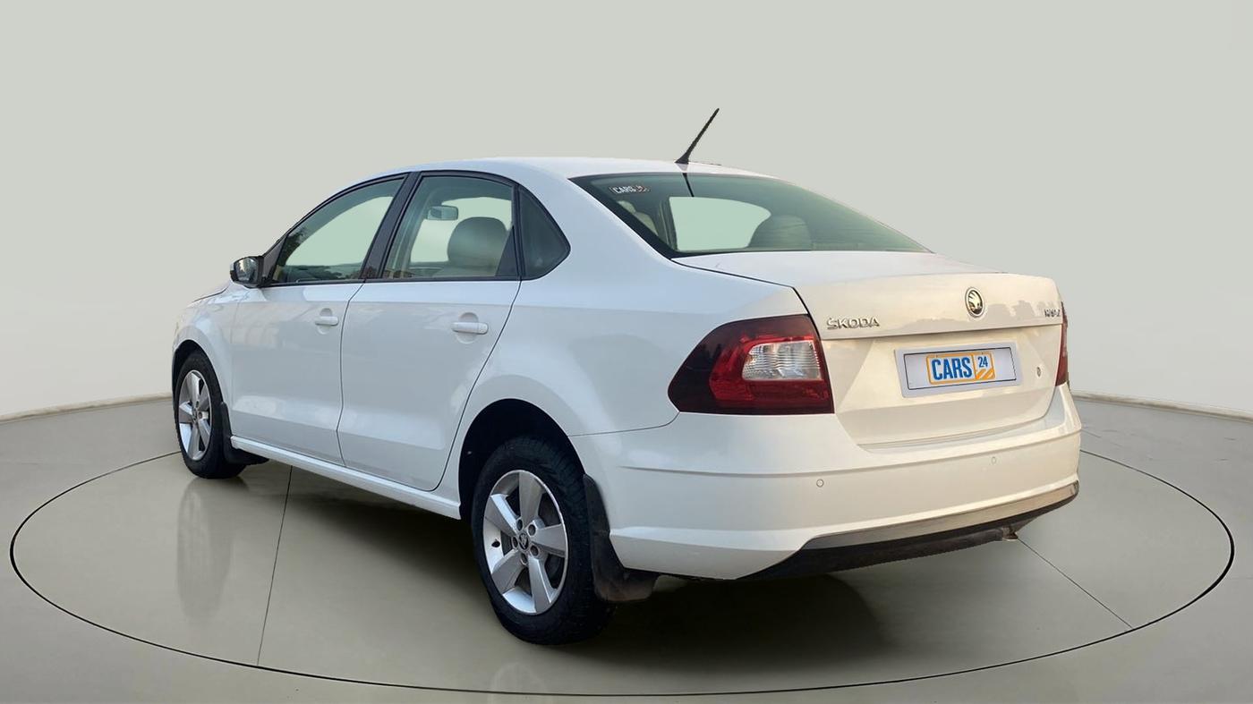 2017 Skoda Rapid AMBITION 1.5 TDI, Diesel, Manual, 80,003 km, Left Back Diagonal