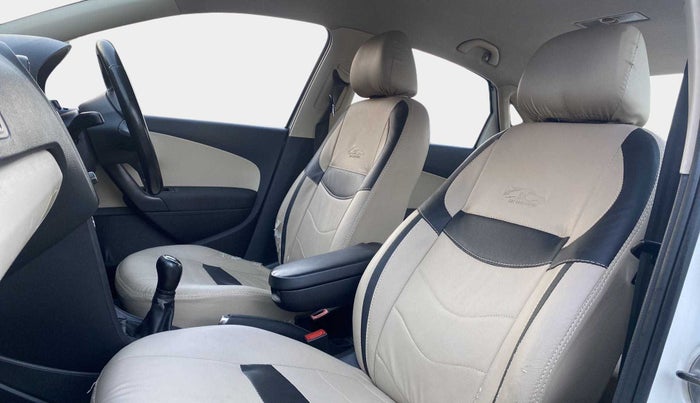 2017 Skoda Rapid AMBITION 1.5 TDI, Diesel, Manual, 80,003 km, Right Side Front Door Cabin