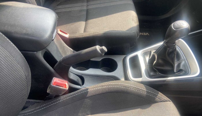 2022 Hyundai VENUE S 1.2, Petrol, Manual, 14,021 km, Gear Lever