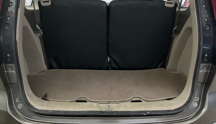 2018 Maruti Ertiga VXI SHVS, Petrol, Manual, 84,509 km, Boot Inside