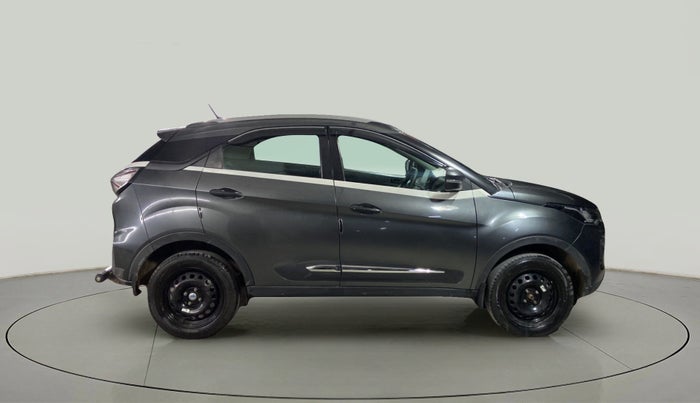 2022 Tata NEXON XM SUNROOF PETROL, Petrol, Manual, 39,820 km, Right Side View