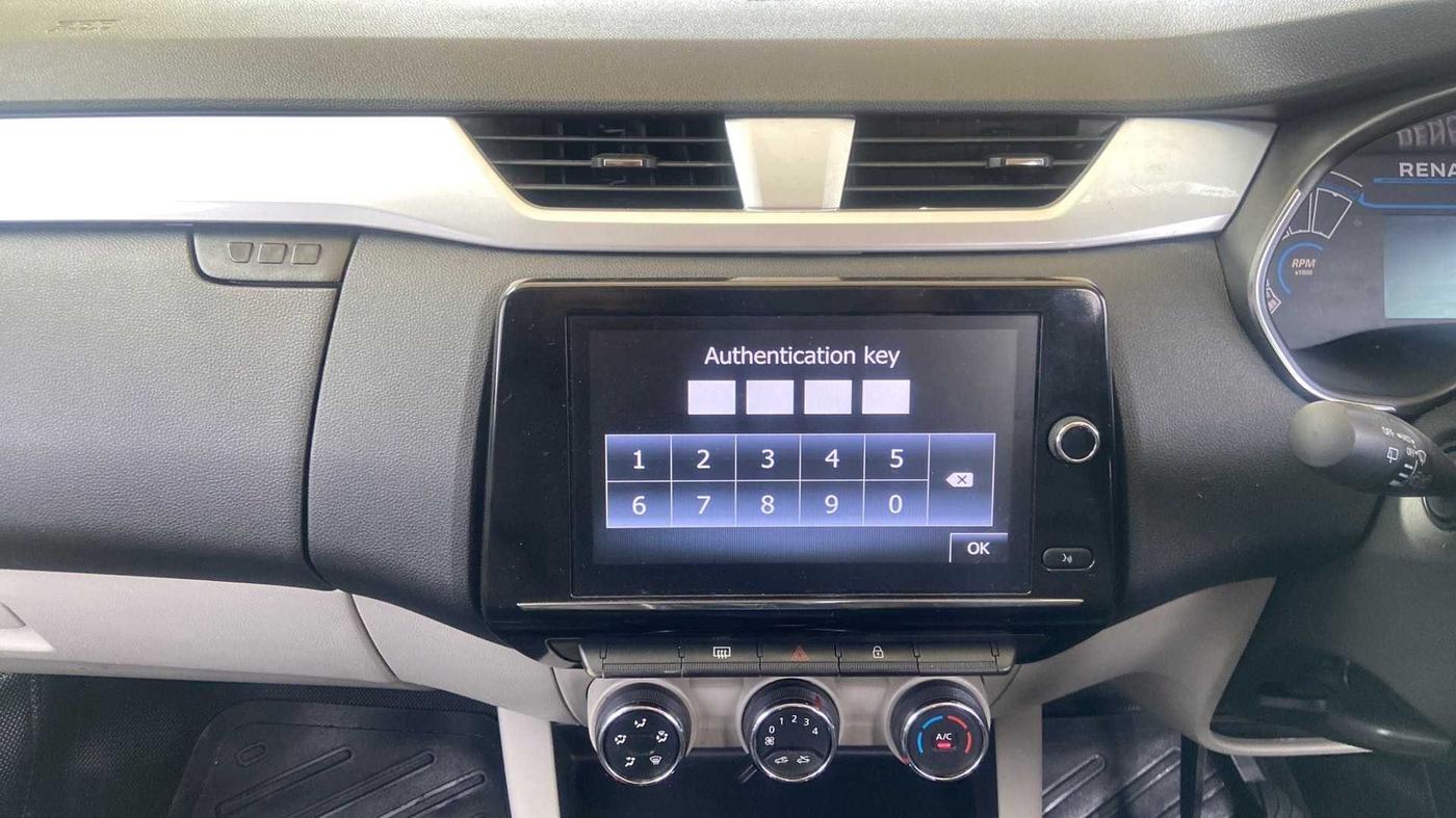 2020 Renault TRIBER RXZ AMT, Petrol, Automatic, 22,687 km, Air Conditioner