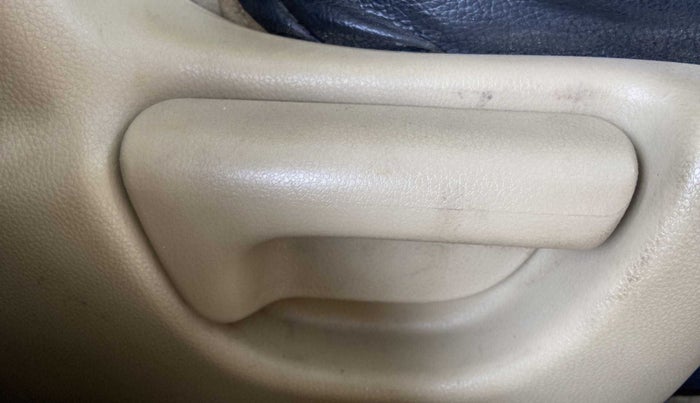 2013 Honda Brio S MT, Petrol, Manual, 87,728 km, Driver Side Adjustment Panel