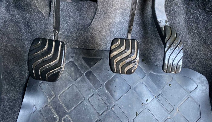 2018 Datsun Redi Go S 1.0, Petrol, Manual, 17,470 km, Pedals