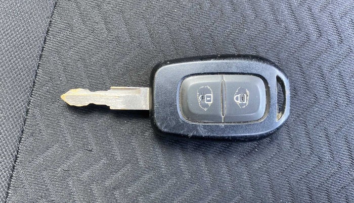 2018 Datsun Redi Go S 1.0, Petrol, Manual, 17,470 km, Key Close Up