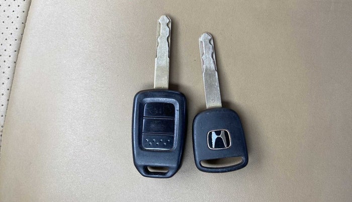 2015 Honda City 1.5L I-VTEC SV, Petrol, Manual, 80,640 km, Key Close Up