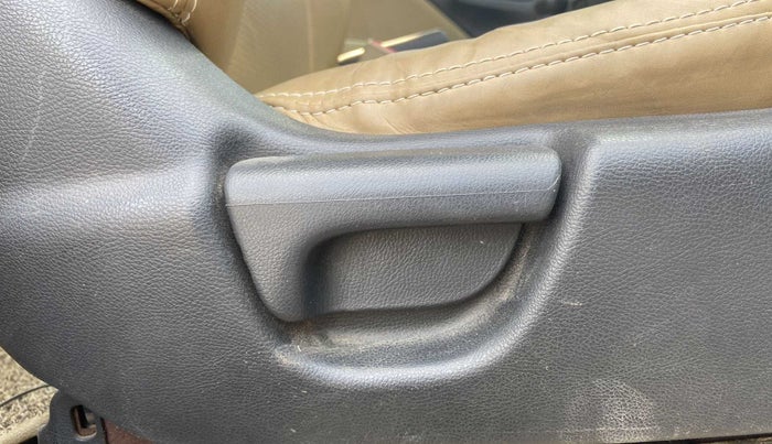 2015 Honda City 1.5L I-VTEC SV, Petrol, Manual, 80,640 km, Driver Side Adjustment Panel
