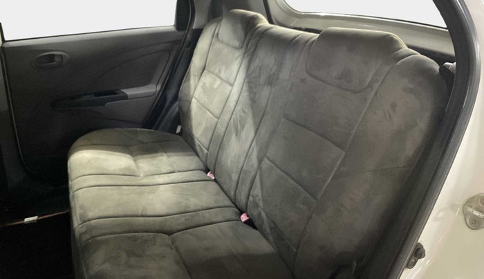 2011 Toyota Etios Liva G, Petrol, Manual, 33,233 km, Right Side Rear Door Cabin