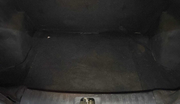 2013 Maruti Swift Dzire VXI, Petrol, Manual, 36,529 km, Boot Inside