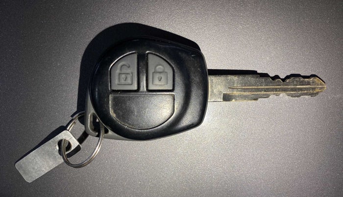 2013 Maruti Swift Dzire VXI, Petrol, Manual, 36,529 km, Key Close Up