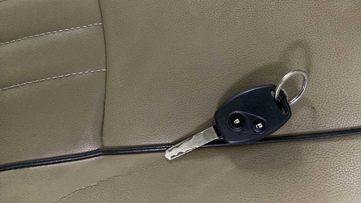 2017 Honda Brio S MT, Petrol, Manual, 20,464 km, Key Close Up