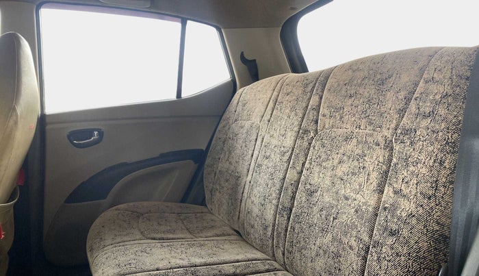 2013 Hyundai i10 MAGNA 1.2, Petrol, Manual, 96,817 km, Right Side Rear Door Cabin